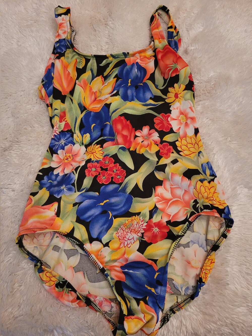 Land's End Colorful Flower One Piece Swimsuit Size 12 Like New!
